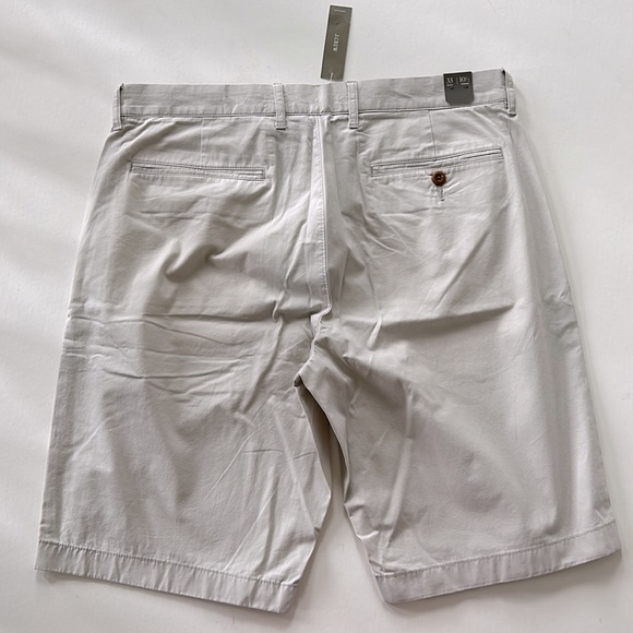 J. Crew 10 1/2” Stretch Chino Short - Picture 5 of 5